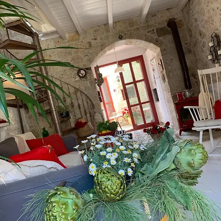 Alacati Red House *