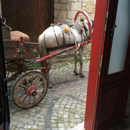 Semesterbostad Alacati Red House