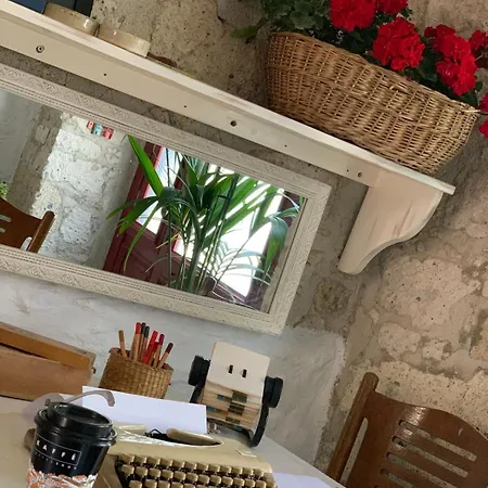 Alacati Red House Semesterbostad *