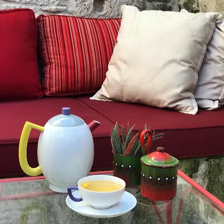 Semesterbostad Alacati Red House *