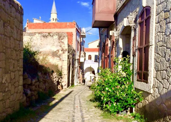 Alacati Red House Кешме