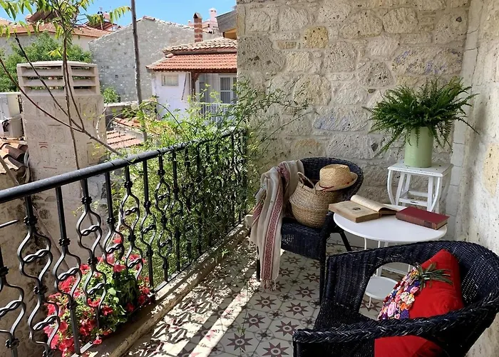 Alacati Red House Дом отдыха *